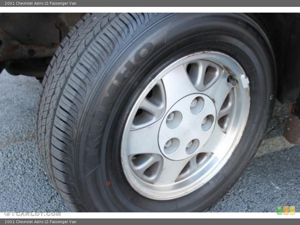 2001 Chevrolet Astro LS Passenger Van Wheel and Tire Photo #60597609