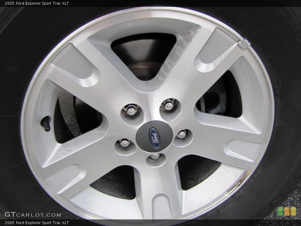 2005 Ford Explorer Sport Trac XLT Wheel and Tire Photo #60611717