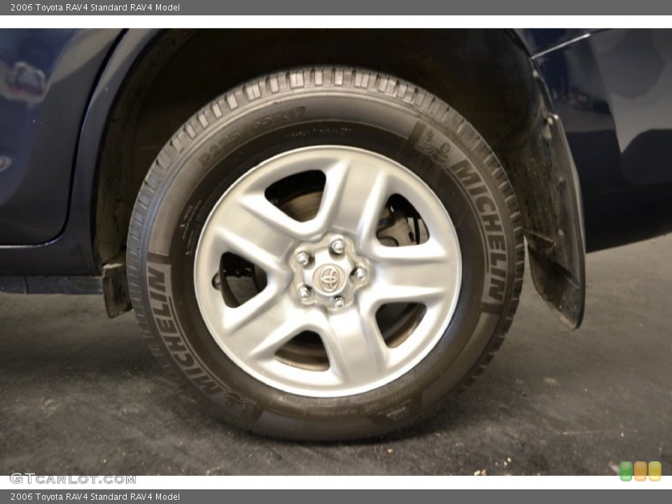 2006 Toyota RAV4  Wheel and Tire Photo #60616011