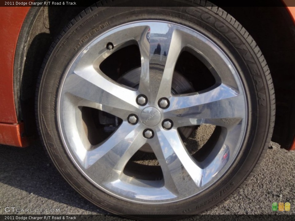 2011 Dodge Charger R/T Road & Track Wheel and Tire Photo #60658676