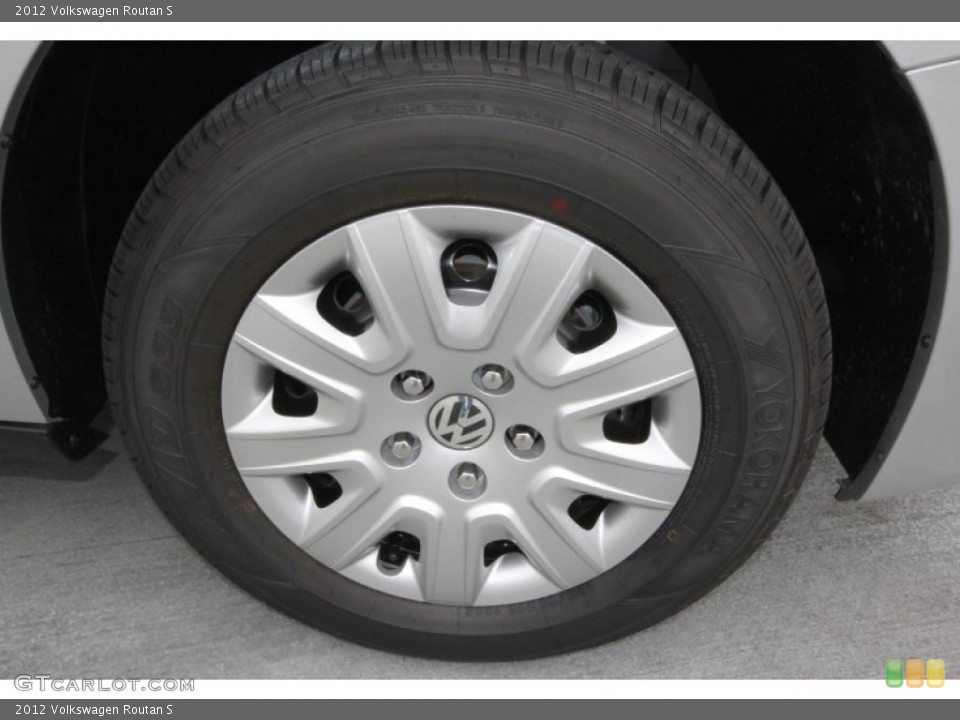 2012 Volkswagen Routan S Wheel and Tire Photo #60664168