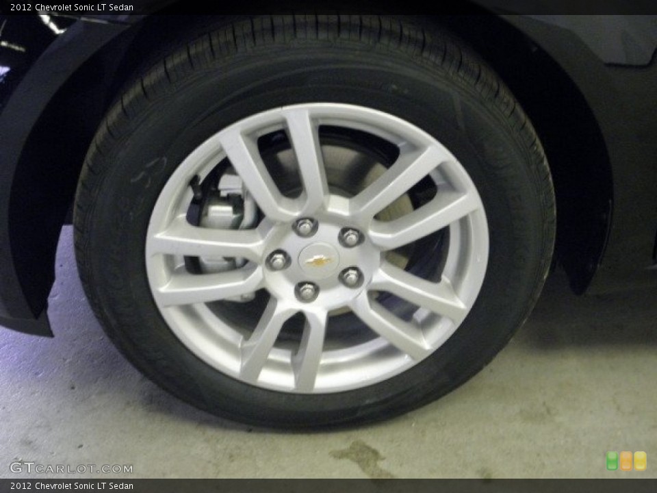 2012 Chevrolet Sonic LT Sedan Wheel and Tire Photo #60670622