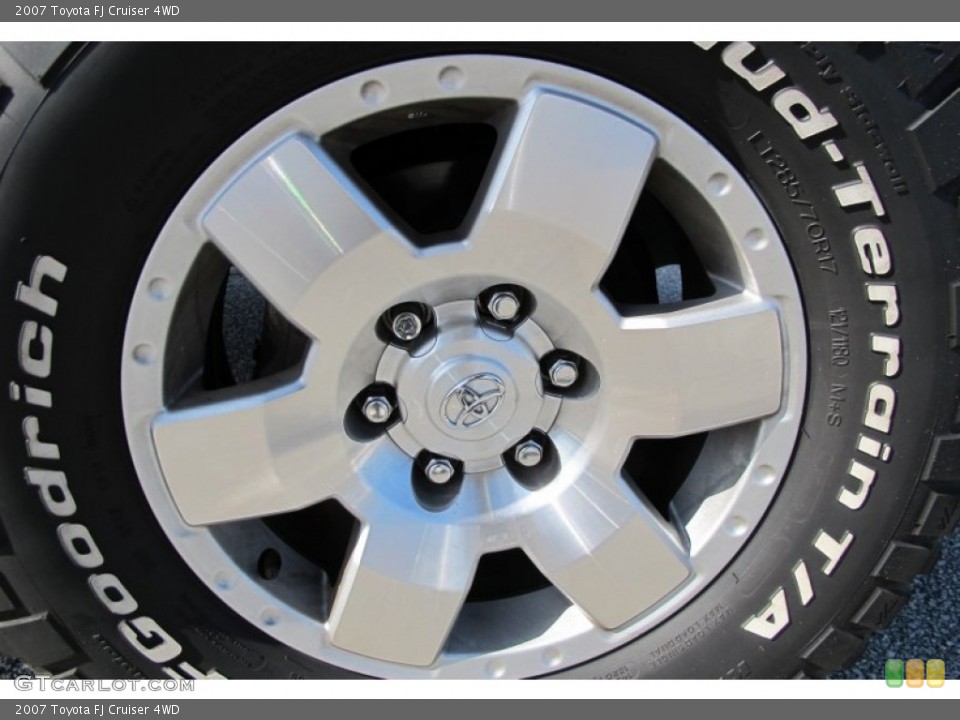 2007 Toyota FJ Cruiser 4WD Wheel and Tire Photo #60701284