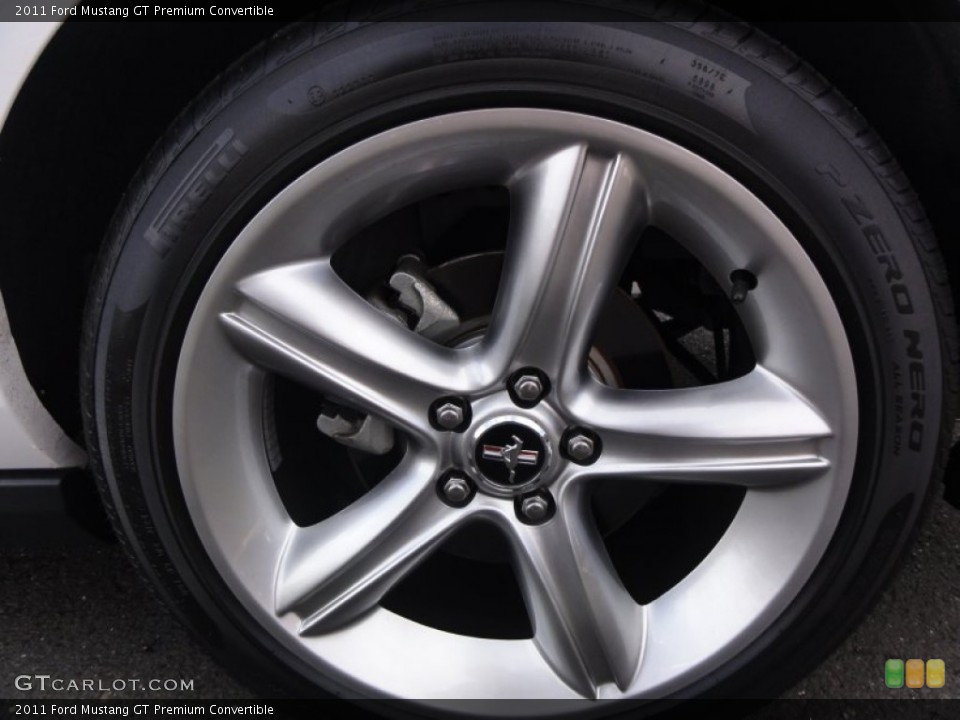 2011 Ford Mustang GT Premium Convertible Wheel and Tire Photo #60747326