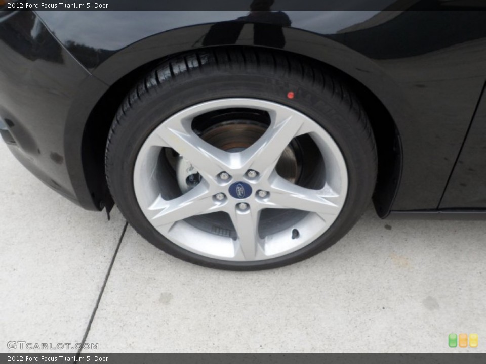 2012 Ford Focus Titanium 5-Door Wheel and Tire Photo #60749432