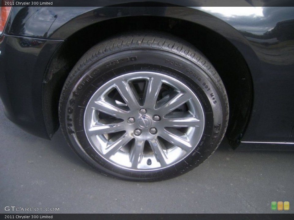 2011 Chrysler 300 Limited Wheel and Tire Photo #60762999