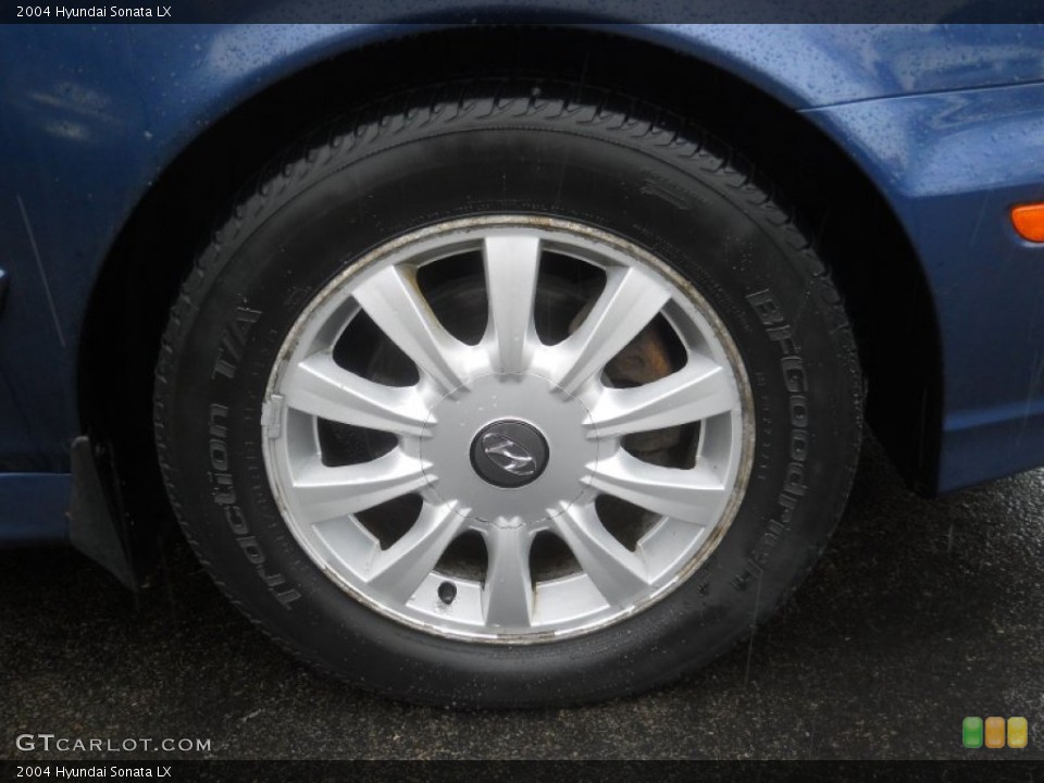 2004 Hyundai Sonata LX Wheel and Tire Photo #60794768