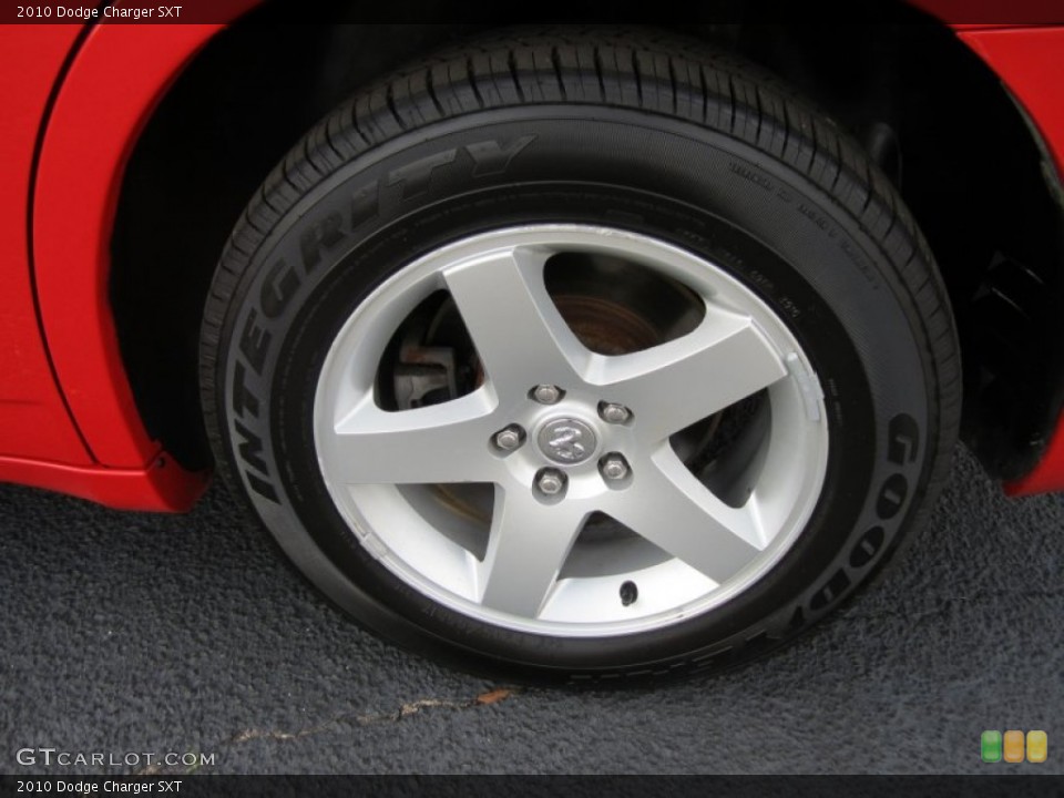 2010 Dodge Charger SXT Wheel and Tire Photo #60806829