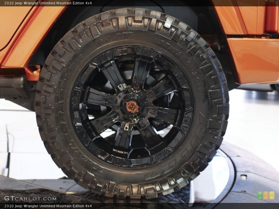 2010 Jeep Wrangler Unlimited Custom Wheel and Tire Photo #60822093