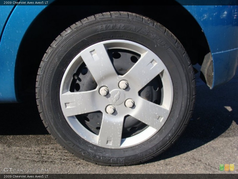 2009 Chevrolet Aveo Aveo5 LT Wheel and Tire Photo #60830282