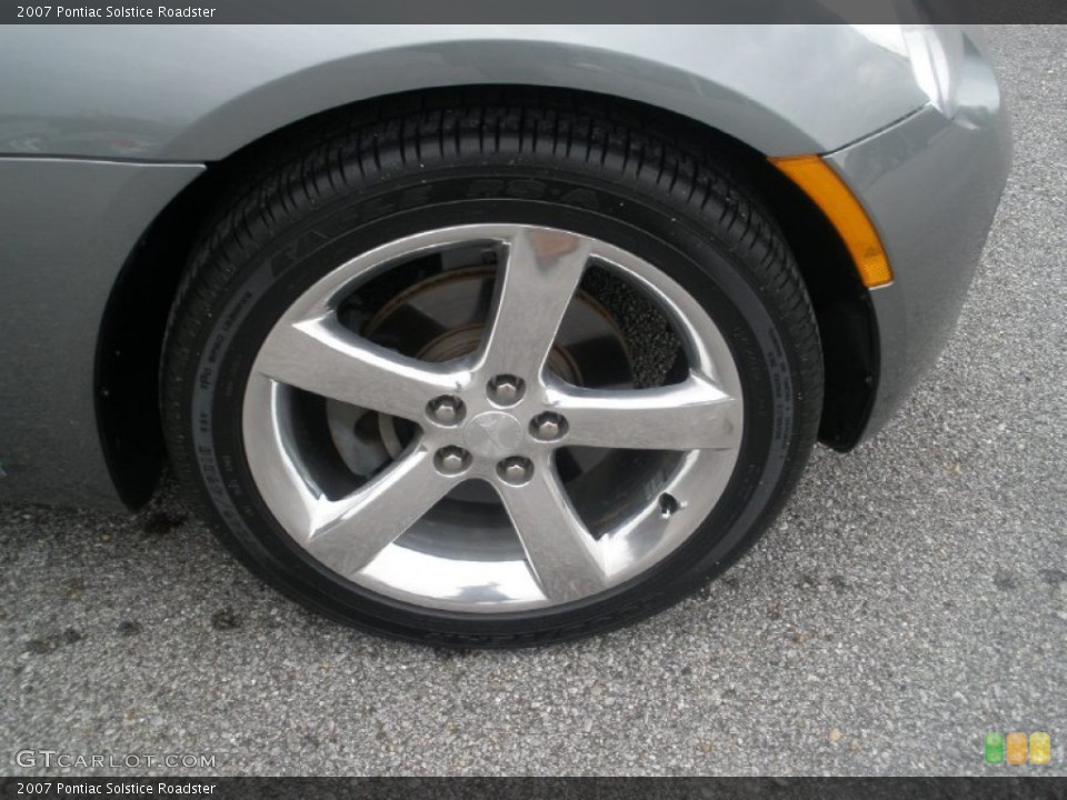 2007 Pontiac Solstice Roadster Wheel and Tire Photo #60854427