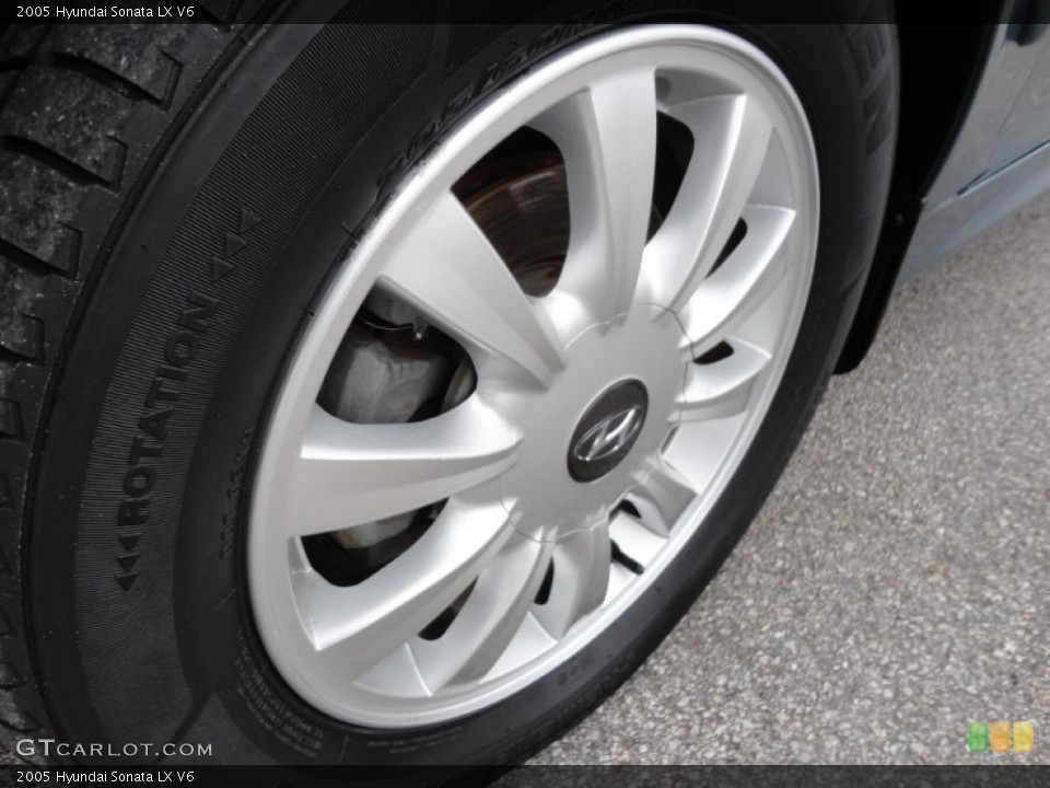 2005 Hyundai Sonata LX V6 Wheel and Tire Photo #60883548