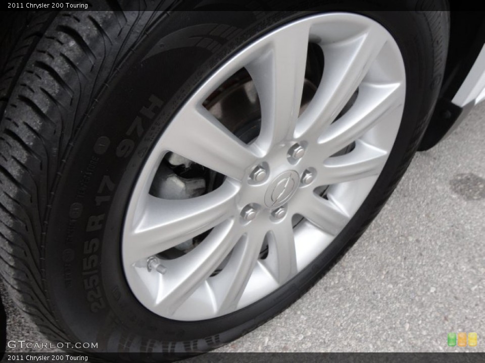 2011 Chrysler 200 Touring Wheel and Tire Photo #60884925