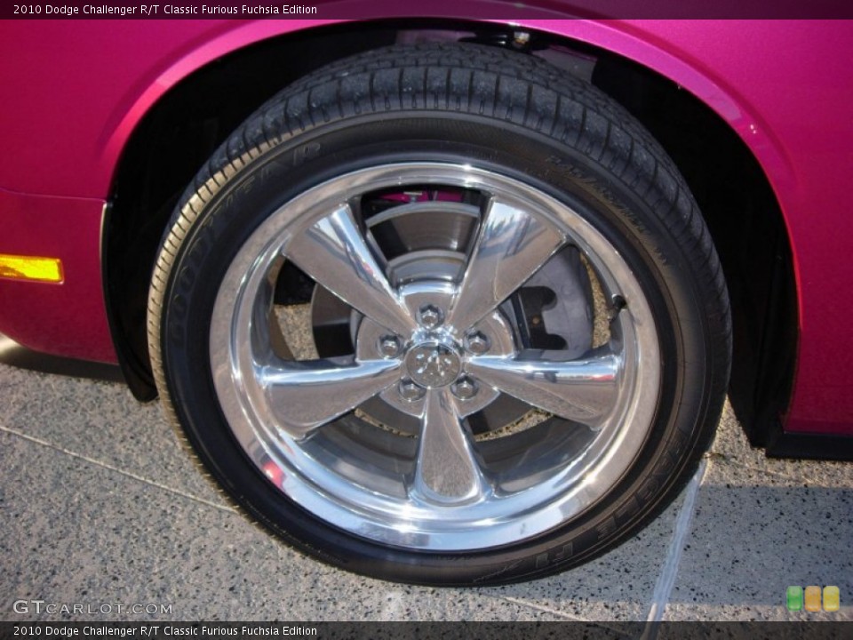 2010 Dodge Challenger R/T Classic Furious Fuchsia Edition Wheel and Tire Photo #60928619