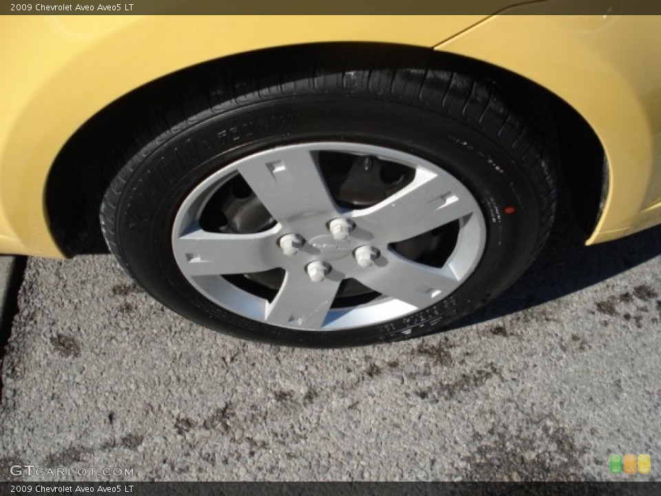 2009 Chevrolet Aveo Aveo5 LT Wheel and Tire Photo #60970246