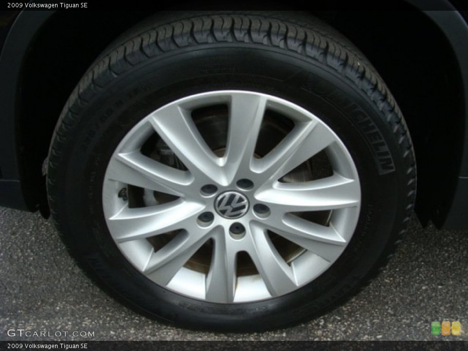 2009 Volkswagen Tiguan SE Wheel and Tire Photo #60985647