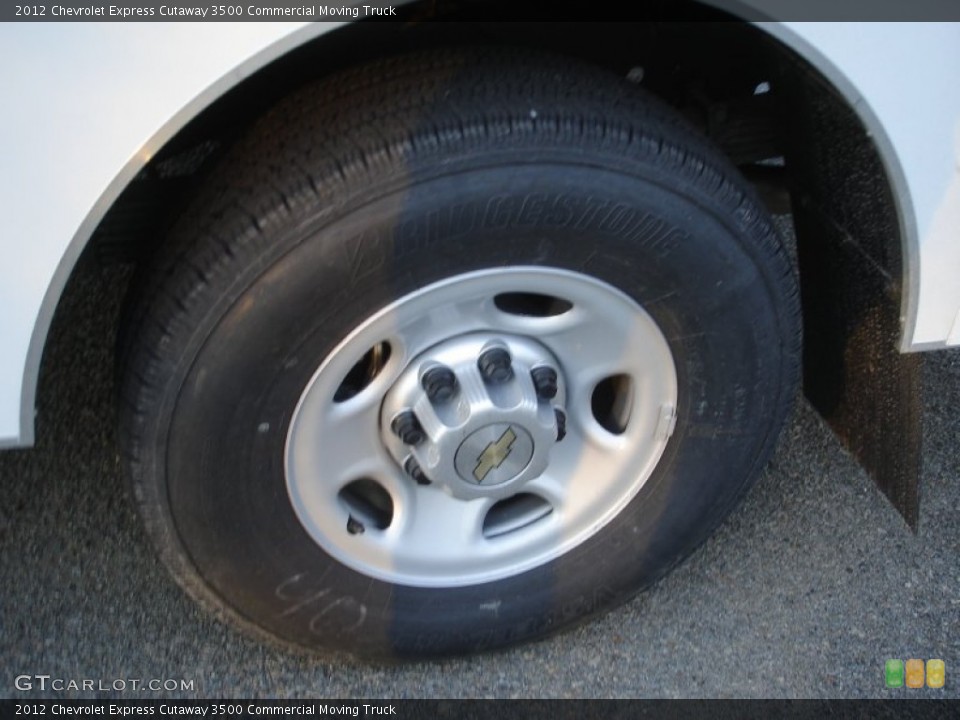 2012 Chevrolet Express Cutaway Wheels and Tires