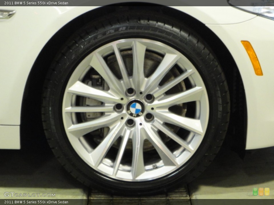 2011 BMW 5 Series 550i xDrive Sedan Wheel and Tire Photo #61057717