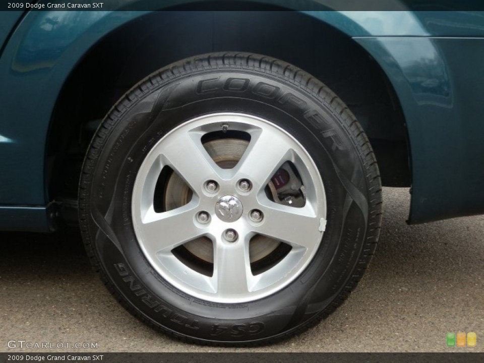 2009 Dodge Grand Caravan SXT Wheel and Tire Photo #61065711