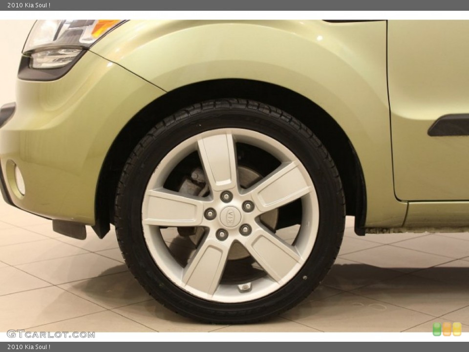 2010 Kia Soul ! Wheel and Tire Photo #61070362