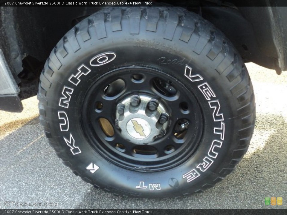 2007 Chevrolet Silverado 2500HD Classic Work Truck Extended Cab 4x4 Plow Truck Wheel and Tire Photo #61071157