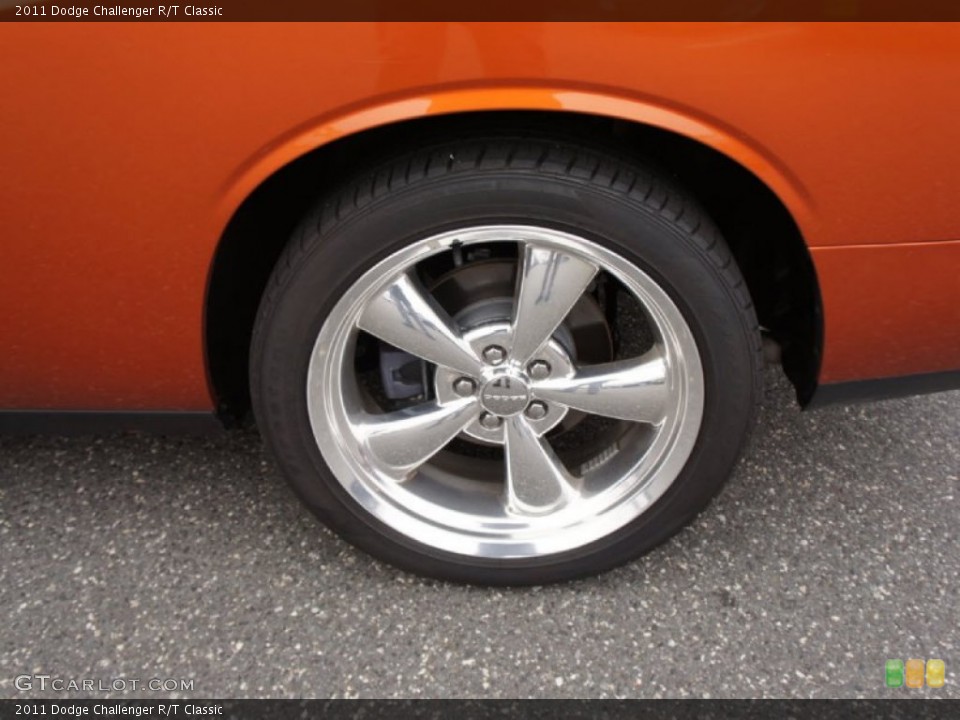 2011 Dodge Challenger R/T Classic Wheel and Tire Photo #61148387