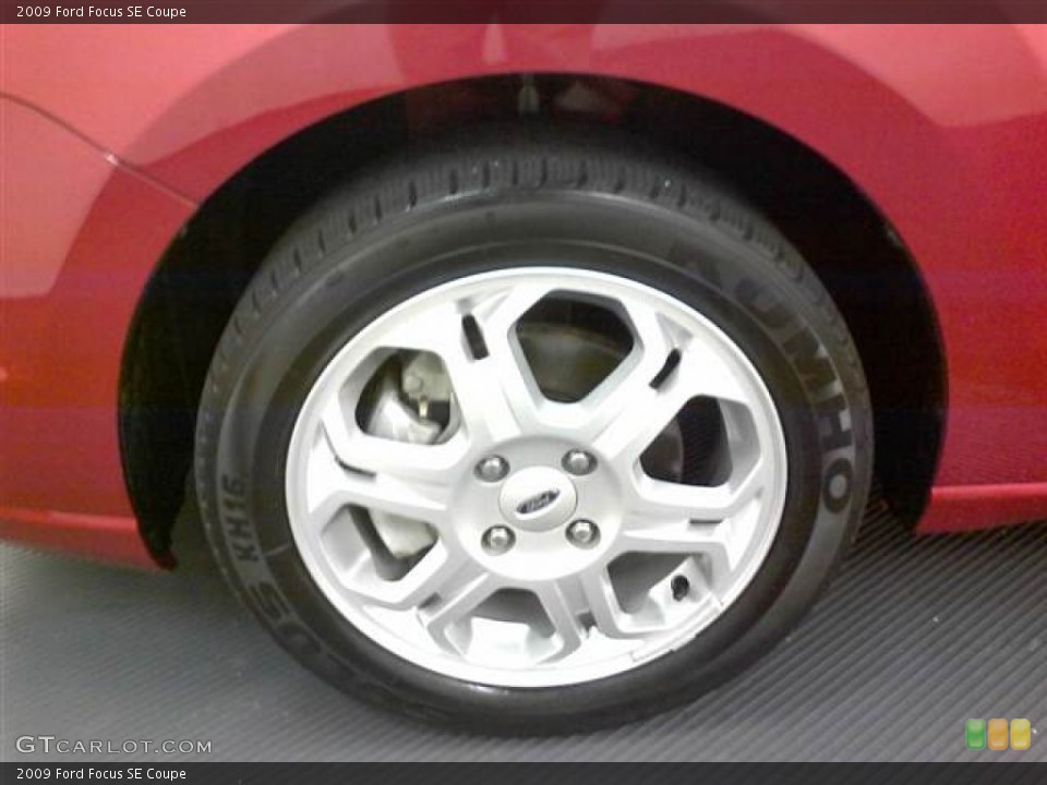 2009 Ford Focus Wheels and Tires