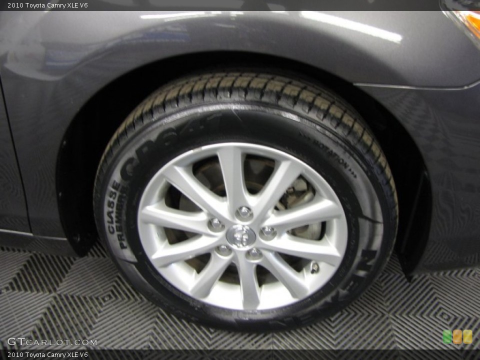2010 Toyota Camry XLE V6 Wheel and Tire Photo #61254377