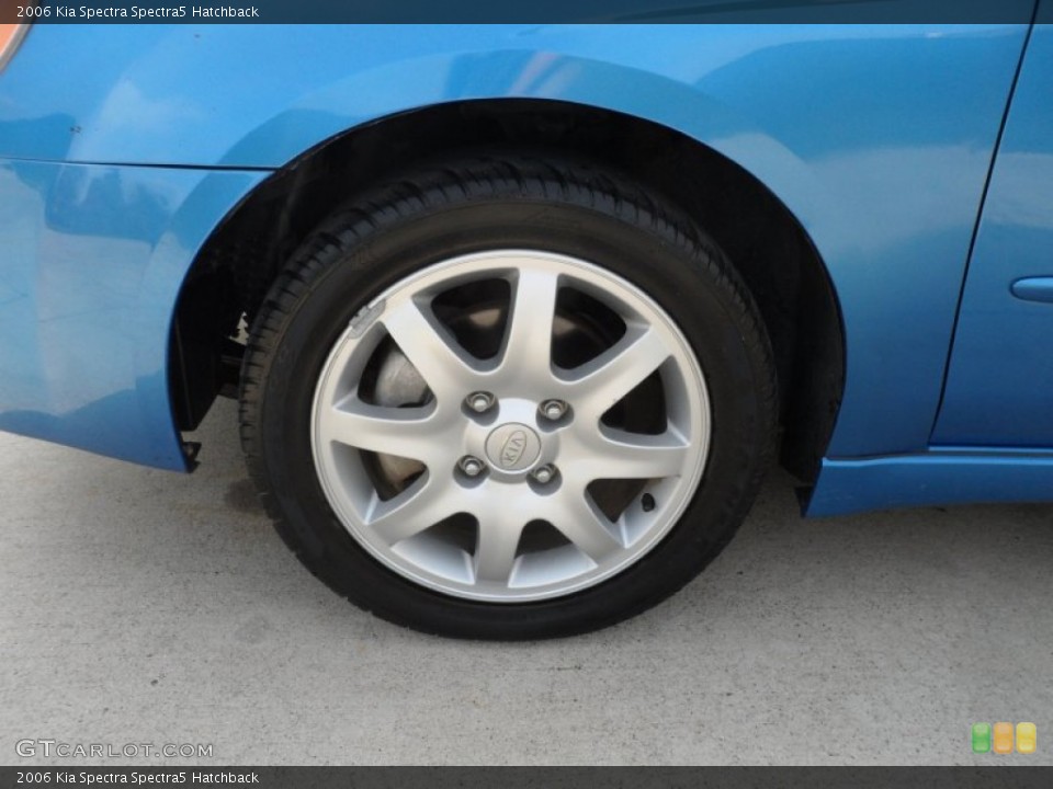 2006 Kia Spectra Spectra5 Hatchback Wheel and Tire Photo #61281887