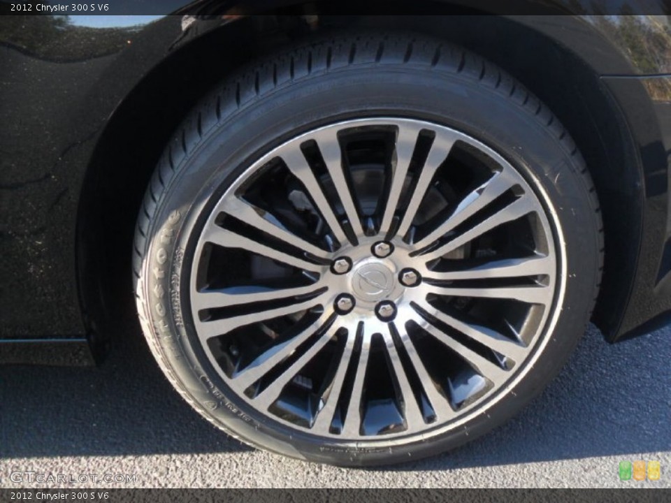 2012 Chrysler 300 S V6 Wheel and Tire Photo #61283423