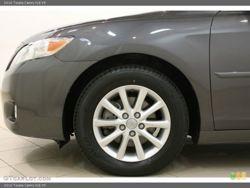 2010 Toyota Camry XLE V6 Wheel and Tire Photo #61285445