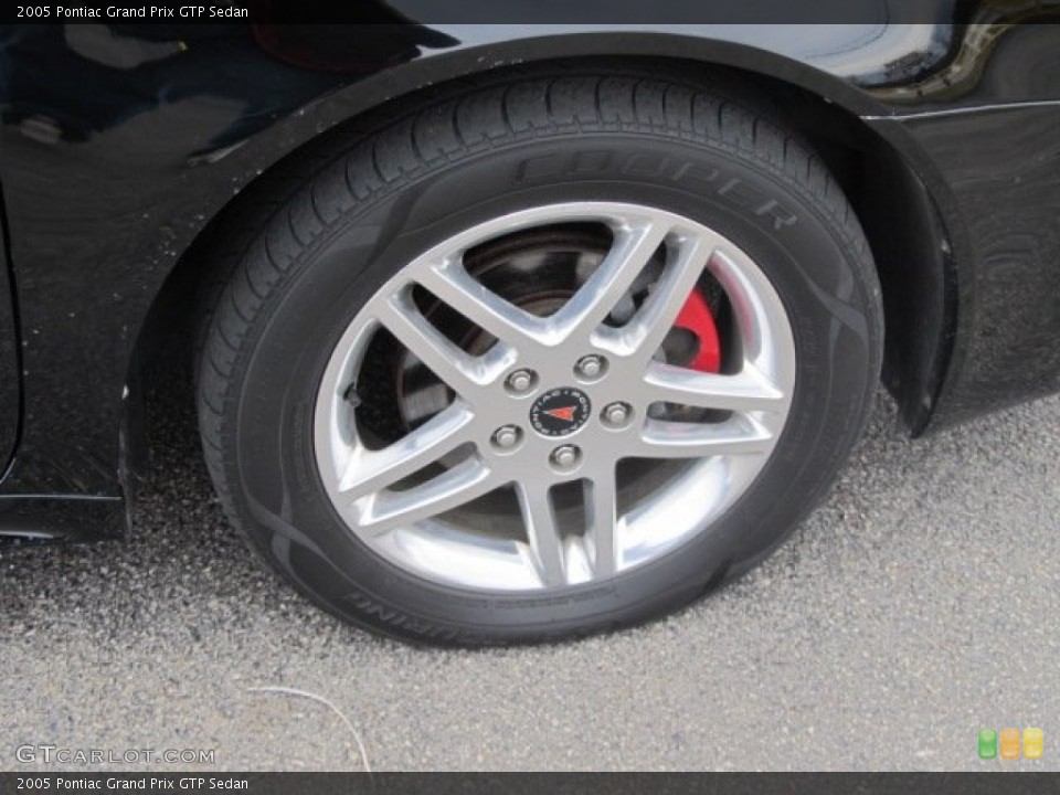 2005 Pontiac Grand Prix GTP Sedan Wheel and Tire Photo #61319201