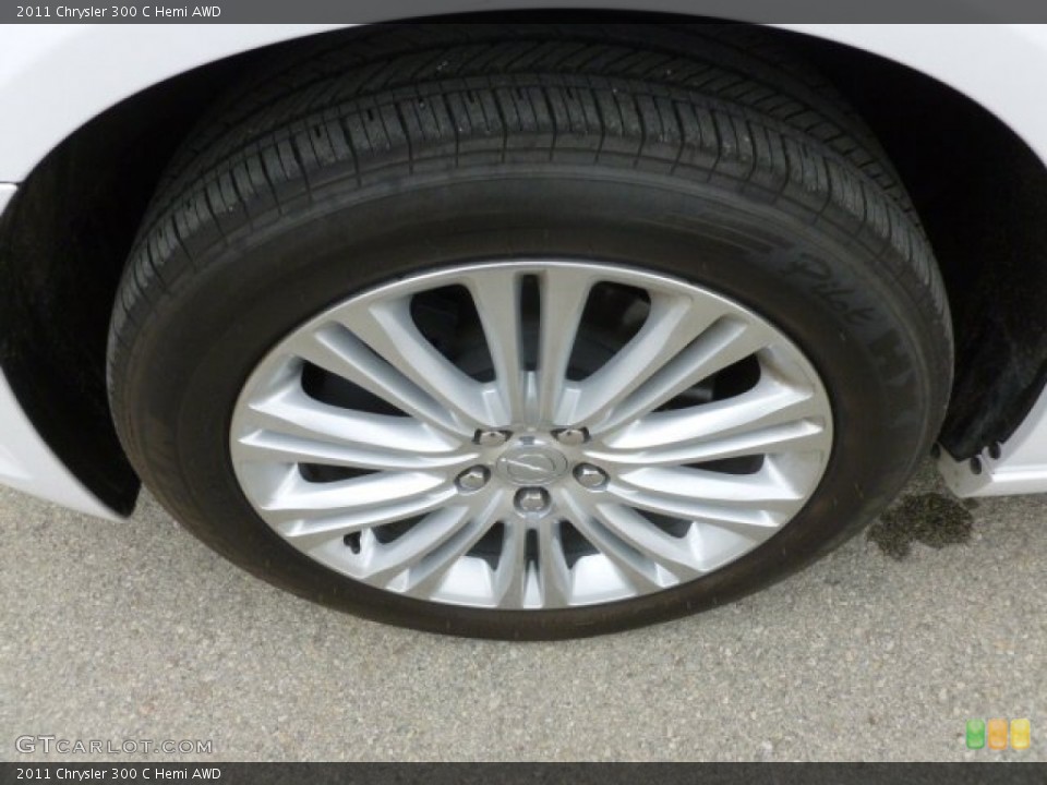 2011 Chrysler 300 C Hemi AWD Wheel and Tire Photo #61340399