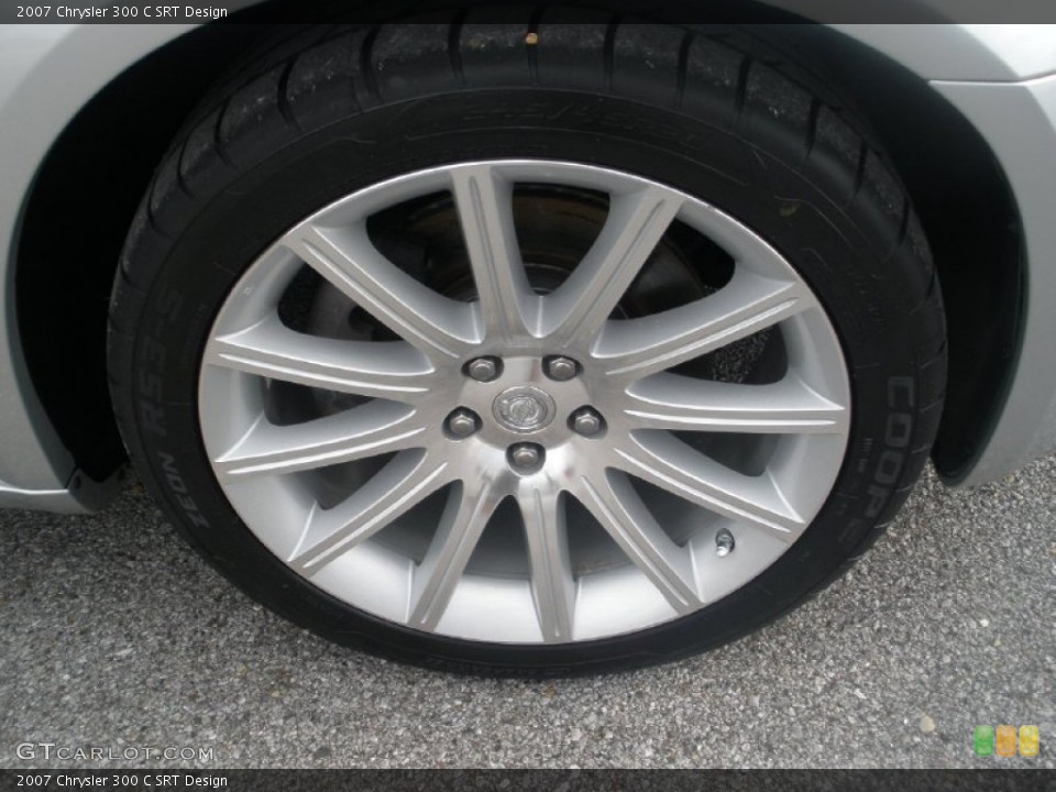 2007 Chrysler 300 C SRT Design Wheel and Tire Photo #61404574