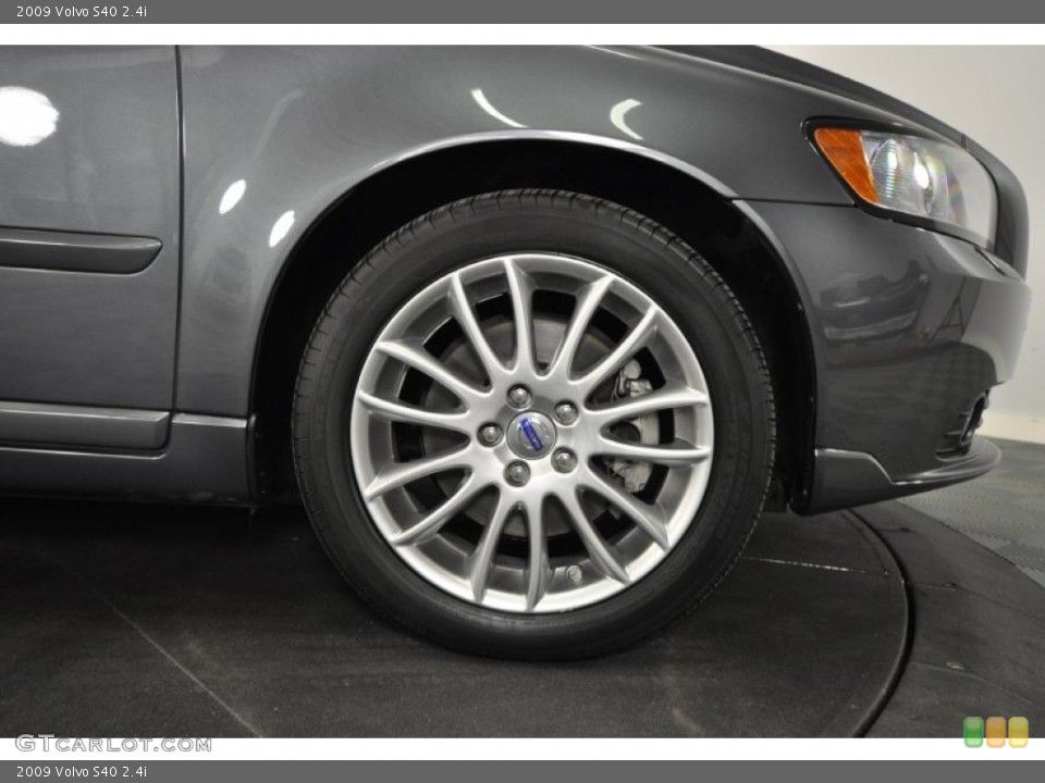 2009 Volvo S40 Wheels and Tires