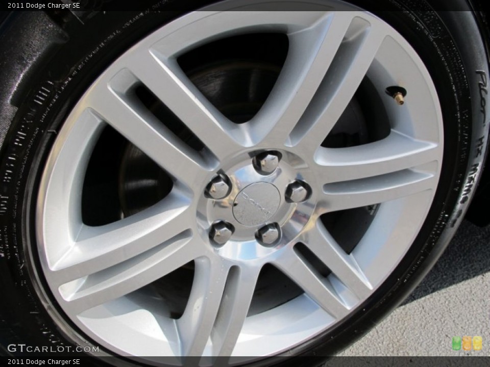 2011 Dodge Charger SE Wheel and Tire Photo #61445007