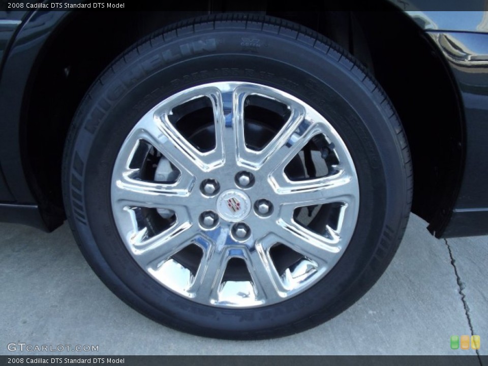 2008 Cadillac DTS  Wheel and Tire Photo #61475988