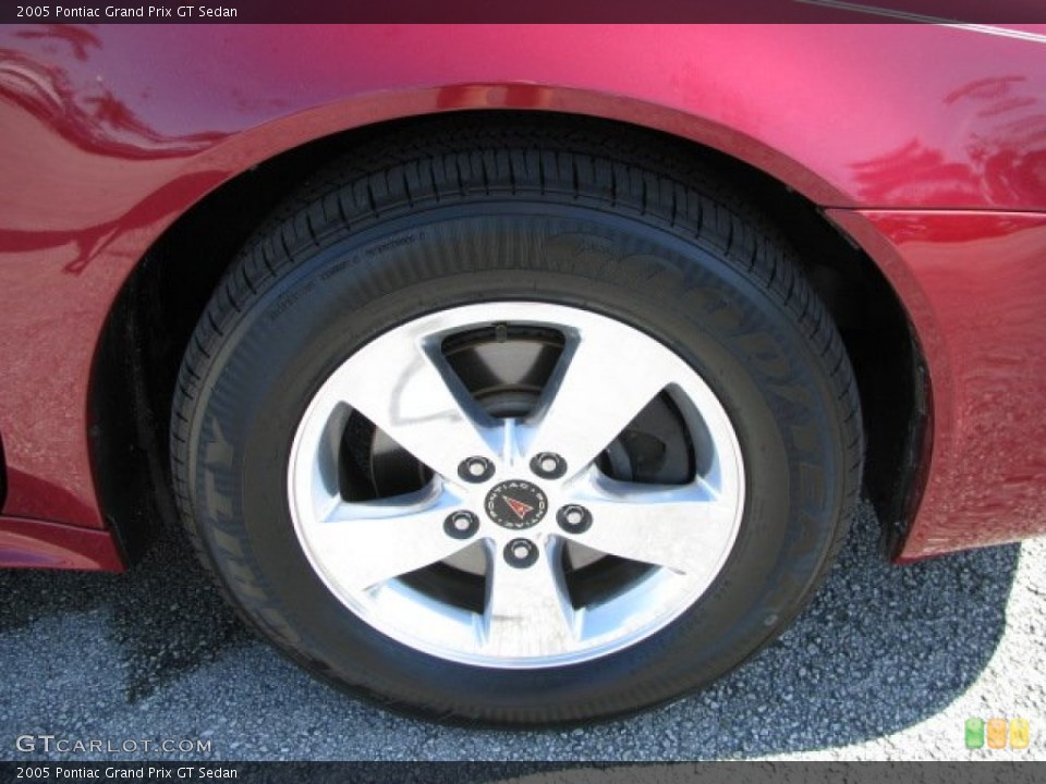 2005 Pontiac Grand Prix GT Sedan Wheel and Tire Photo #61510428