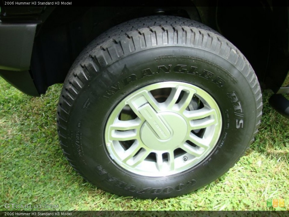 2006 Hummer H3  Wheel and Tire Photo #61522804