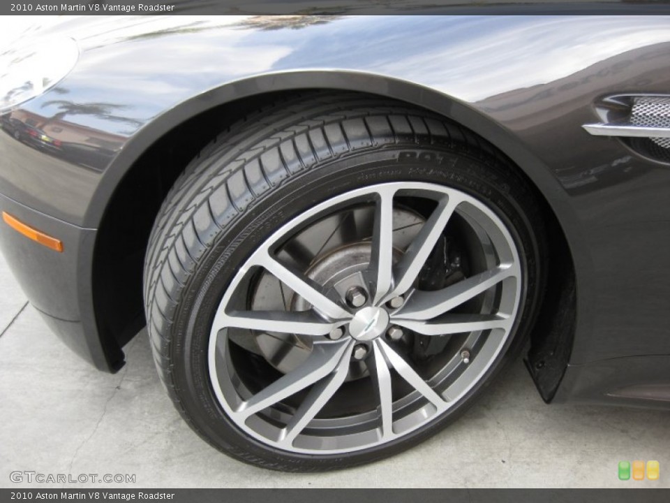 2010 Aston Martin V8 Vantage Wheels and Tires