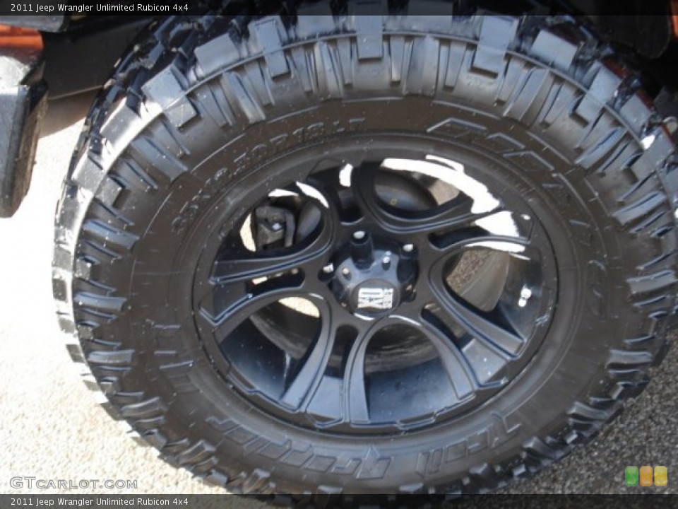2011 Jeep Wrangler Unlimited Custom Wheel and Tire Photo #61544567
