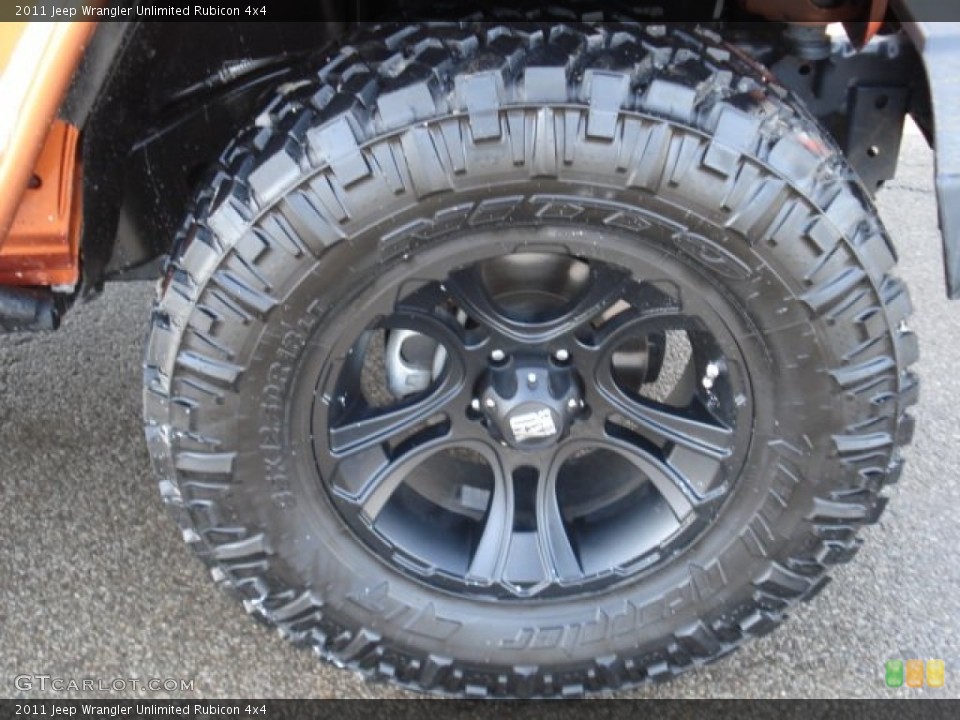 2011 Jeep Wrangler Unlimited Custom Wheel and Tire Photo #61544576