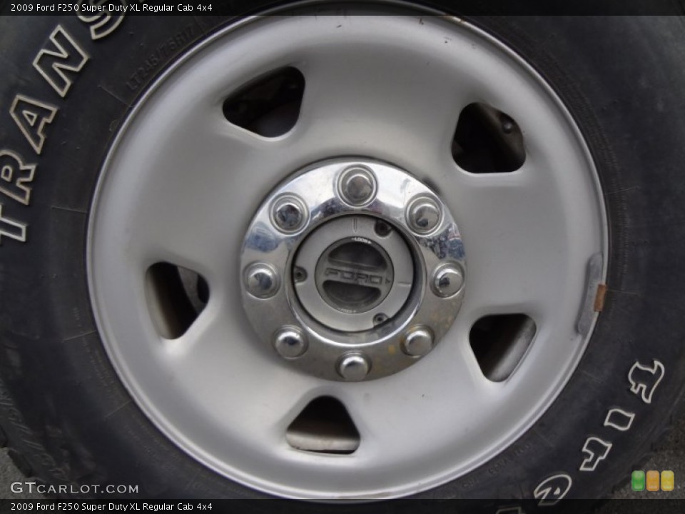 2009 Ford F250 Super Duty XL Regular Cab 4x4 Wheel and Tire Photo #61572848