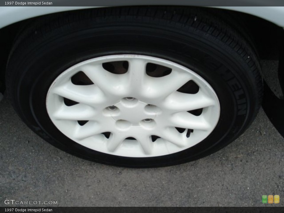 1997 Dodge Intrepid Sedan Wheel and Tire Photo #61576791