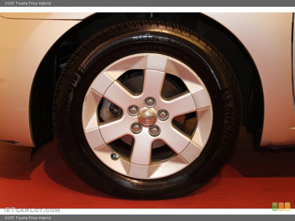 2005 Toyota Prius Hybrid Wheel and Tire Photo #61599854