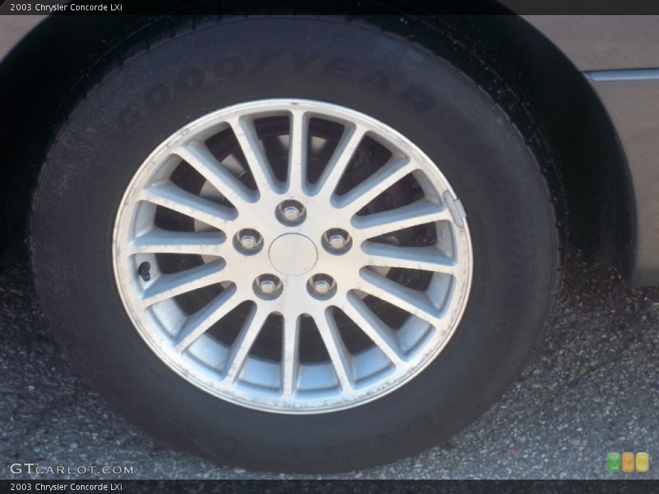 2003 Chrysler Concorde LXi Wheel and Tire Photo #61636082