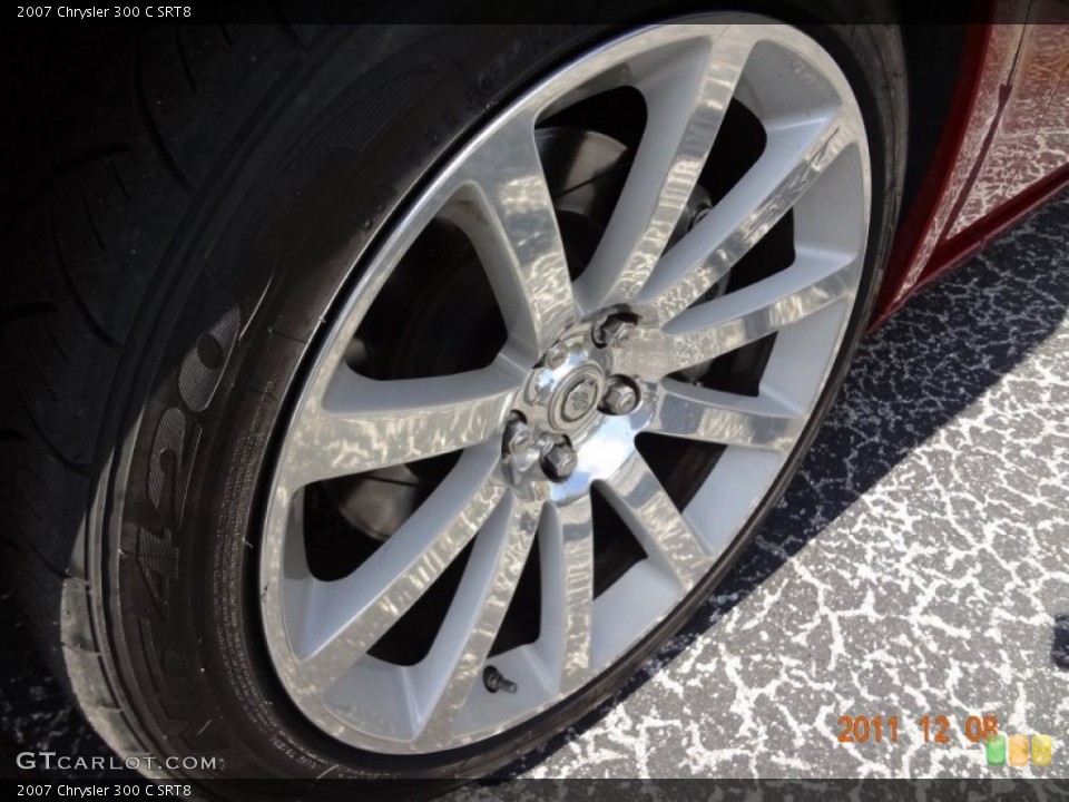 2007 Chrysler 300 C SRT8 Wheel and Tire Photo #61687390