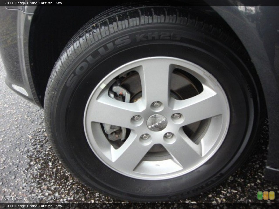 2011 Dodge Grand Caravan Crew Wheel and Tire Photo #61727703