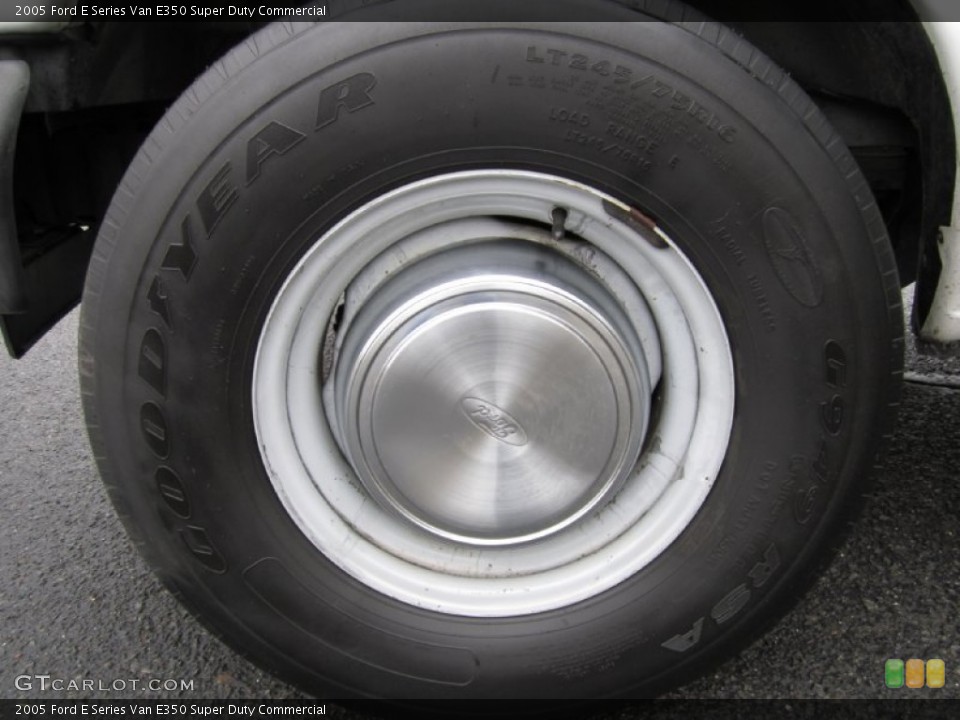 2005 Ford E Series Van E350 Super Duty Commercial Wheel and Tire Photo #61733223