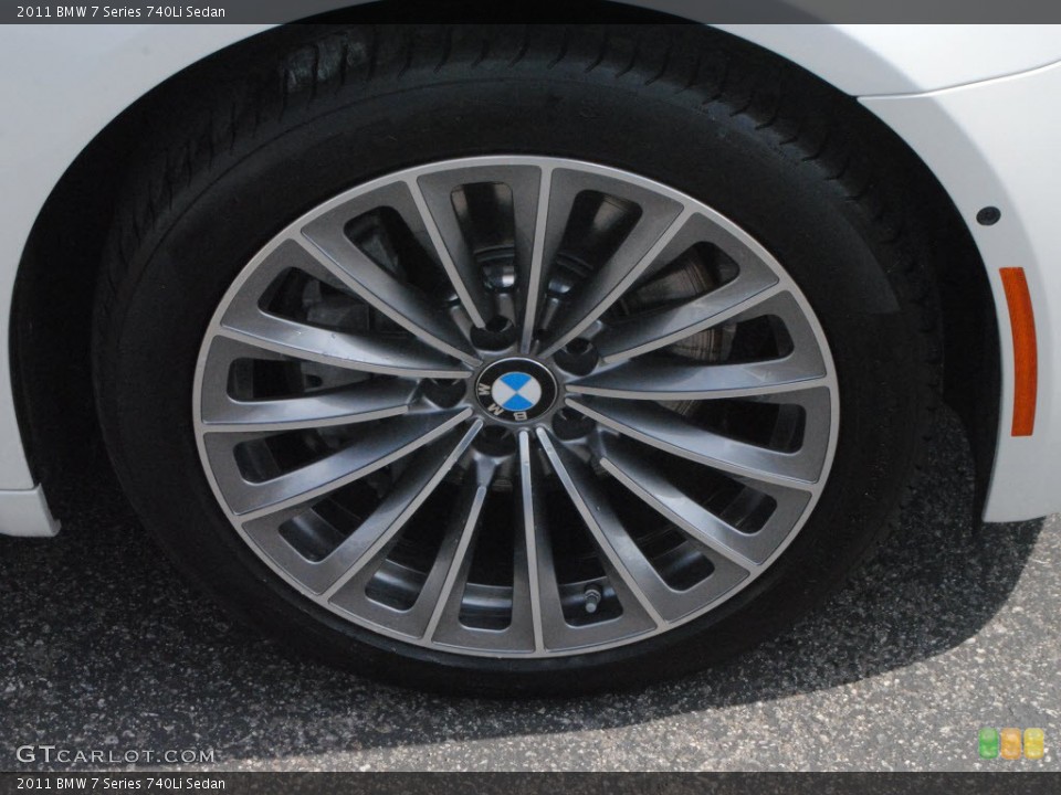 2011 BMW 7 Series 740Li Sedan Wheel and Tire Photo #61745470